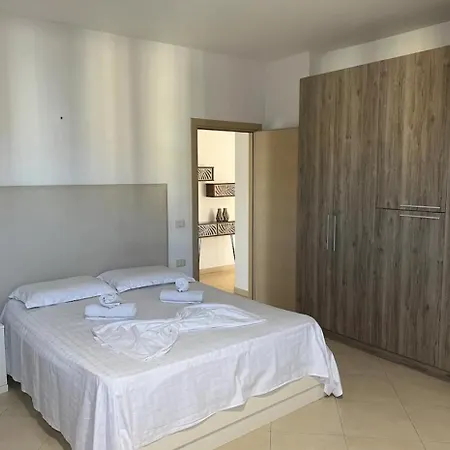 Apartment Roan's